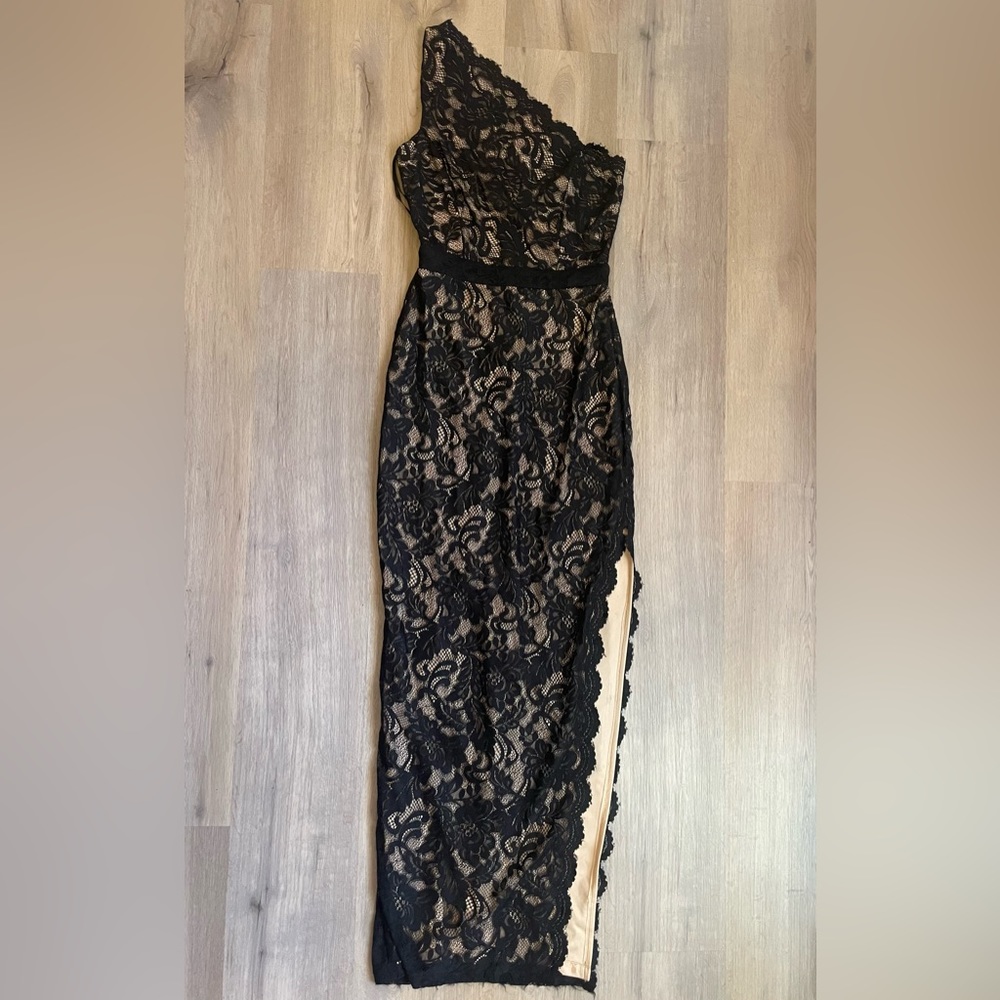 black formal dress - Picture 1 of 4